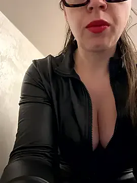 Freechat ladywithbigass on StripChat