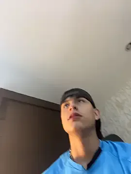 Freechat Lander_Cruz on StripChat