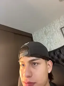 Freechat Lander_Cruz on StripChat