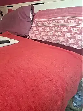 Freechat LaRosaDelDeserto on StripChat