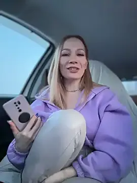 Freechat LavenderHot on StripChat