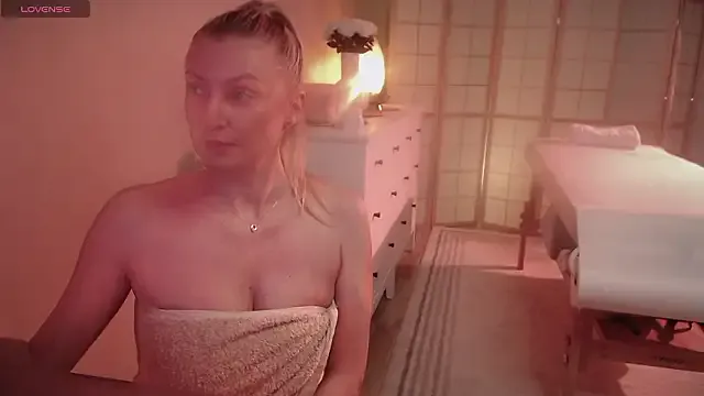 Freechat legsLONG on StripChat