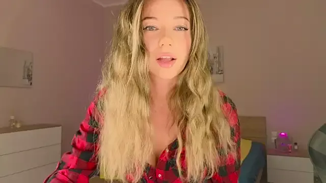 Private Lenamuti25 on StripChat