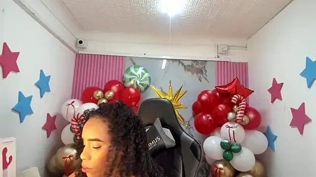 Freechat lia_16 on StripChat