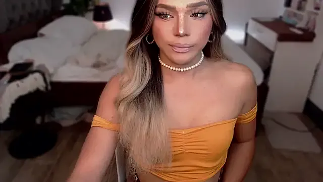 Freechat liaa_lurrecams on StripChat