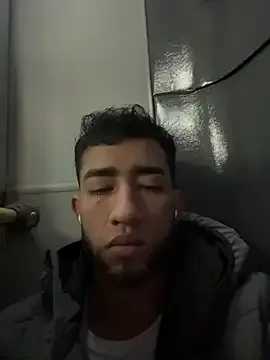 Freechat liam_bronw on StripChat