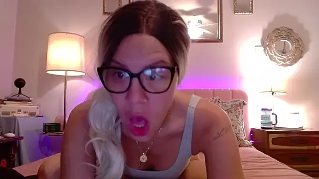 StripChat LilaDeliciousXX is Freechat LilaDeliciousXX — Good Morning Bby