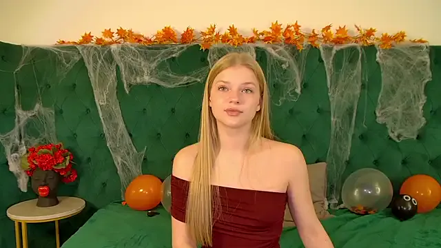 LilitRosen — whoever scores a goal will get a sexy ph