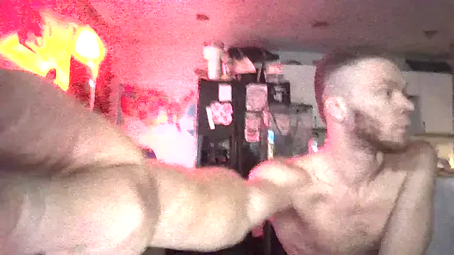 Freechat LintLiqour on StripChat