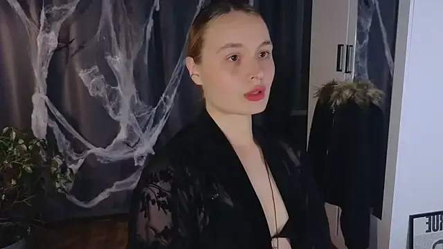 Freechat lisa_schiele on StripChat