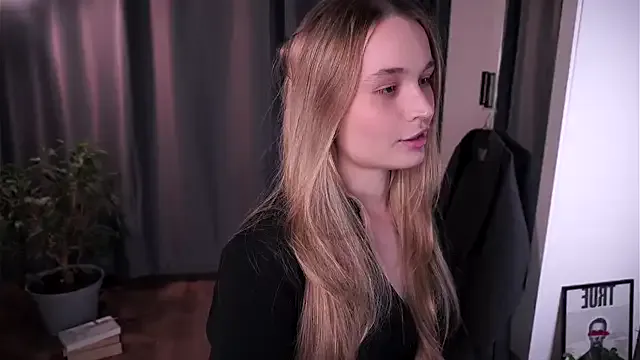 StripChat lisa_schiele is Freechat lisa_schiele — Ahegao & drool ..