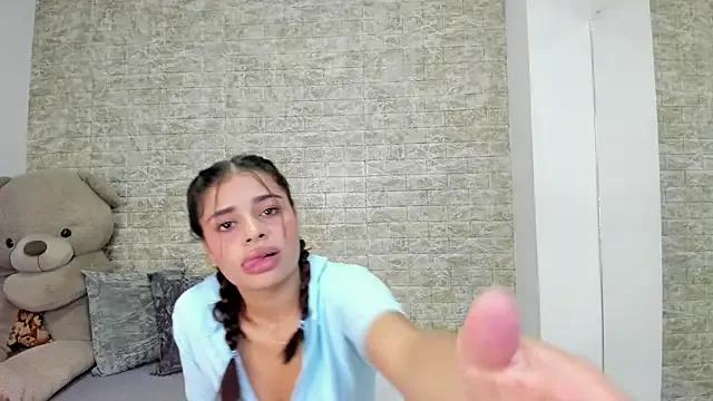 Freechat lissbrown on StripChat