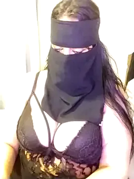 Group Lmalika-Ahlame on StripChat