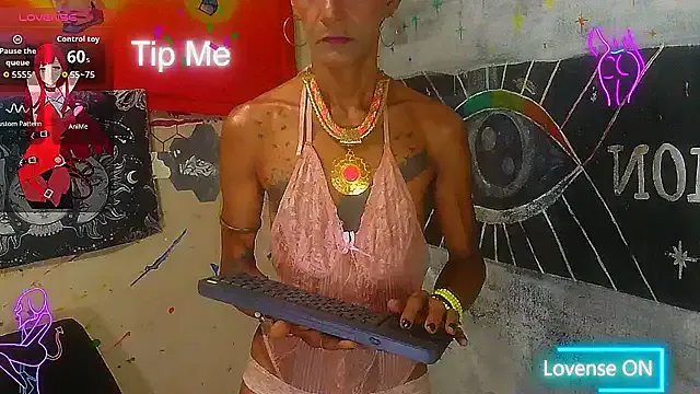 Freechat Lobaveterana_sex on StripChat