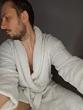 Freechat Lovebackground on StripChat