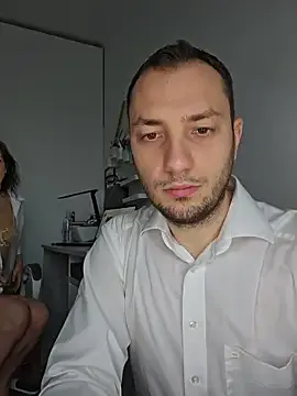 Freechat Lovebackground on StripChat