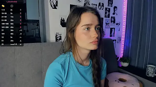 StripChat lovelyalivia is Freechat lovelyalivia — Squeeze ass front ur face <3