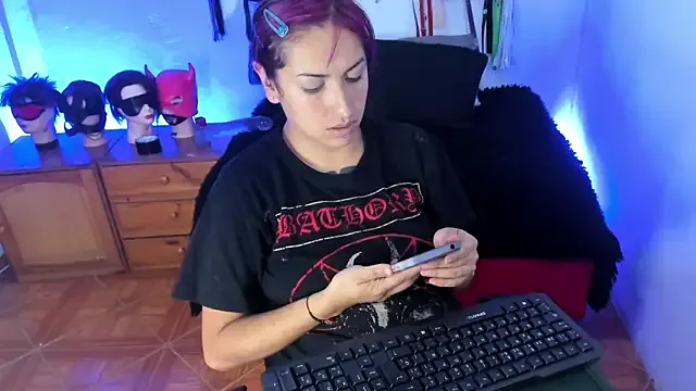 Freechat LucyStrike_ on StripChat