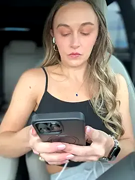 Private lunagirl13 on StripChat