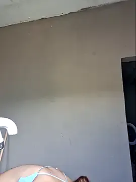 luuhcat09 on StripChat