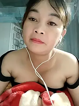 Lyly_nuce on StripChat 