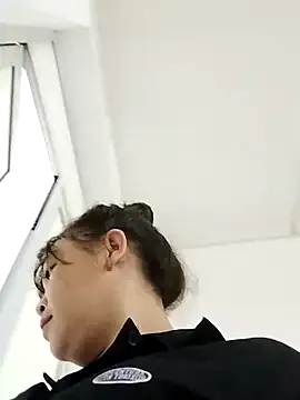 Lyly_nuce on StripChat 