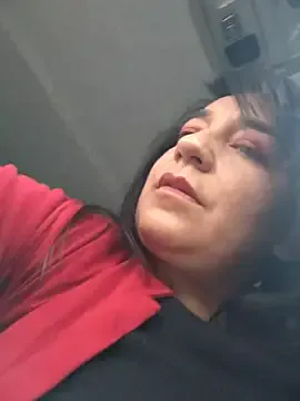 MAFE__29 — Open legs without pantys +play pussywet