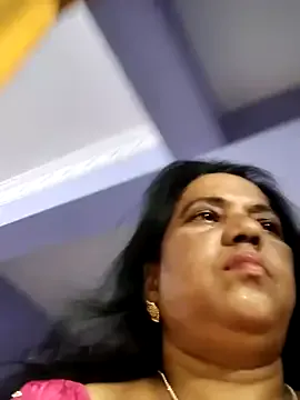 Freechat mallu-lover on StripChat