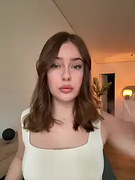 Offline MaribelRiver on StripChat