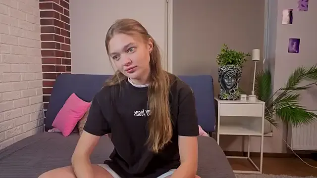 Freechat MarryLuz on StripChat