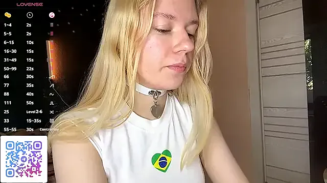 Freechat MaryjaneSpider on StripChat