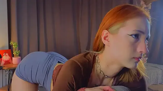 Freechat MaryroseRoeder on StripChat