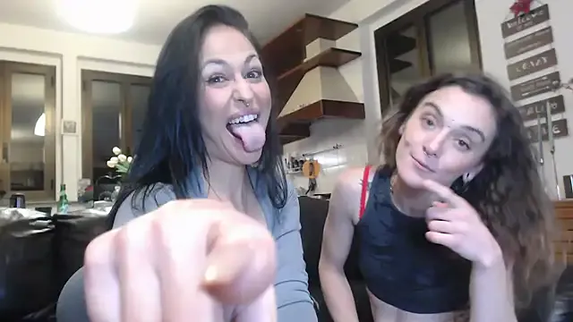 Freechat Masha_Real_84 on StripChat