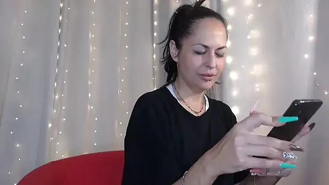 Freechat Masha_Real_84 on StripChat