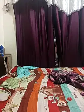 MEERAcle on StripChat