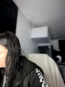 Freechat Megaan__More on StripChat