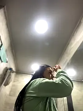 Freechat Megaan__More on StripChat