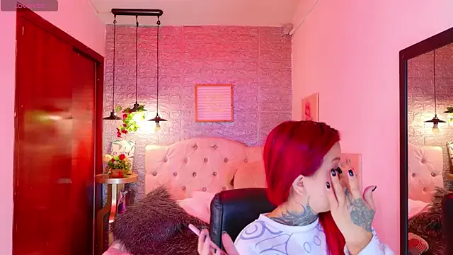 meghan_nill — naked +clamps on tits and pussy