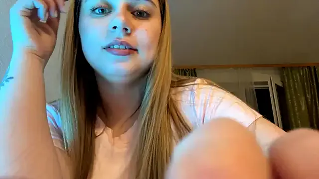 Melarose85 — Make me less shy