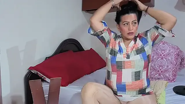 melissaDelicious — squirt in my pantyhose