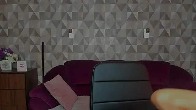 Freechat MeryMidnight on StripChat