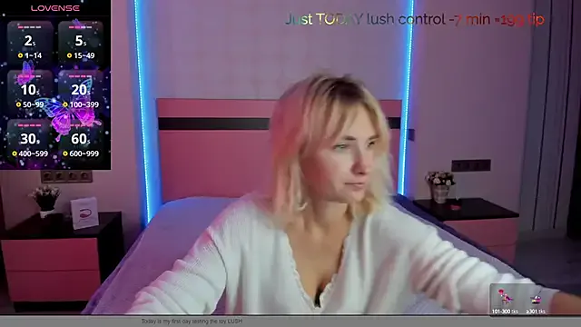 Freechat MeryMidnight on StripChat