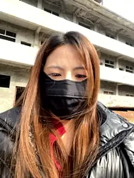 Offline mi-ki1314 on StripChat