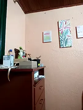 Freechat Mia-Glow on StripChat