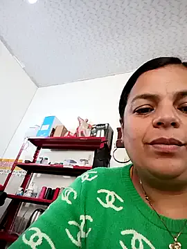 Freechat Mia-Glow on StripChat