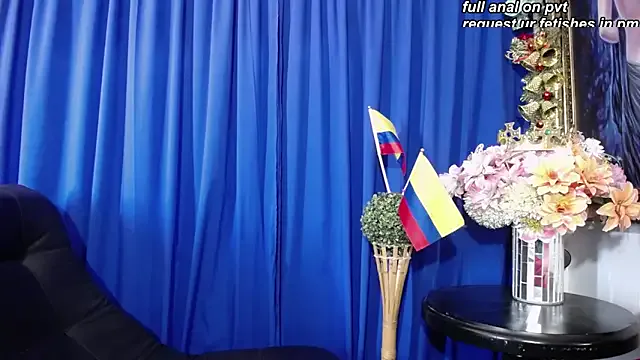 Freechat mia_beatles on StripChat