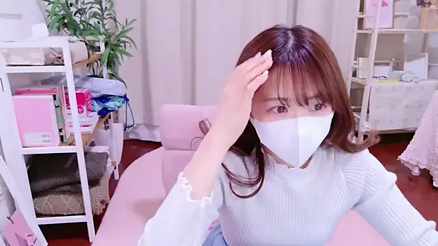 Offline Mii_v_v on StripChat