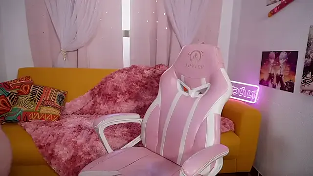 MikaSweety — SUCK MY FINGERS FOR WARM U UP