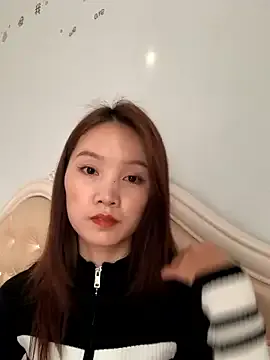 Offline Mile-m on StripChat