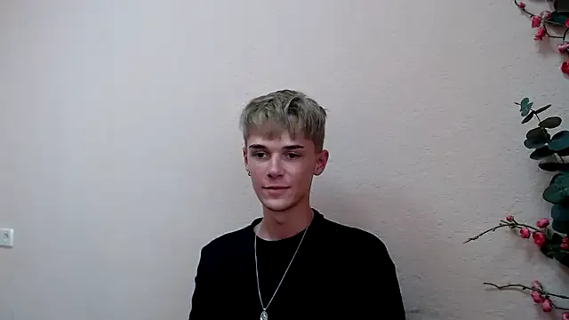 Freechat Milk_Guy on StripChat